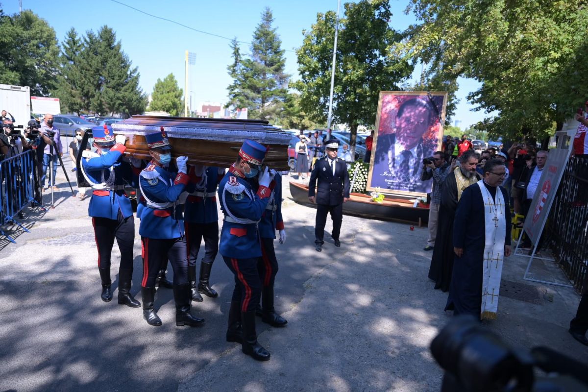 „Vâslind spre eternitate” » Trupul lui Ivan Patzaichin, depus azi la sediul CS Dinamo