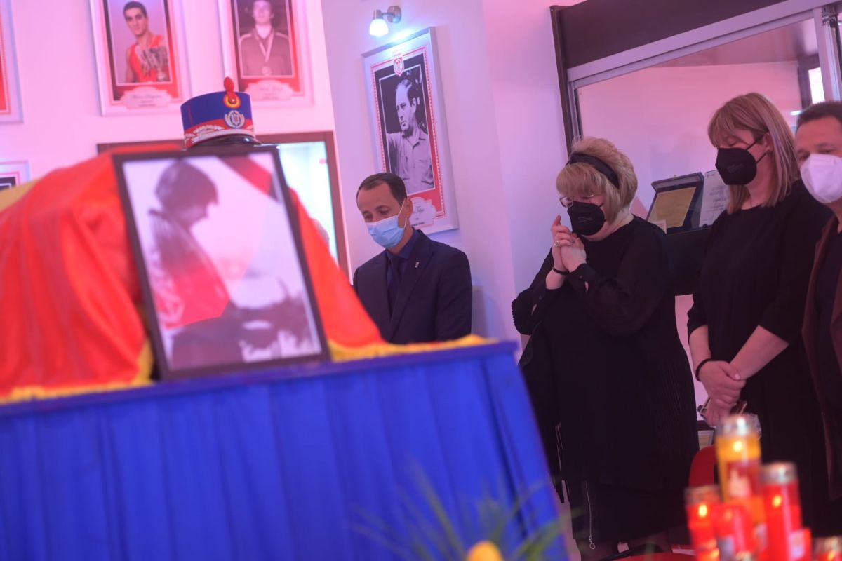 „Vâslind spre eternitate” » Trupul lui Ivan Patzaichin, depus azi la sediul CS Dinamo