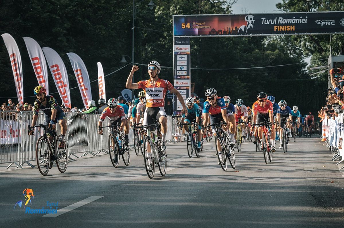 Polonezul Jakub KACZMAREK a câștigat cea de-a 54-a ediție a Turului României. Românul Serghei Țvetcov a ocupat locul doi