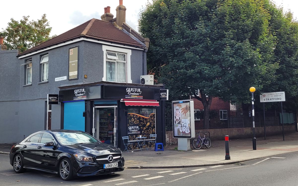 Stratford, pământ românesc