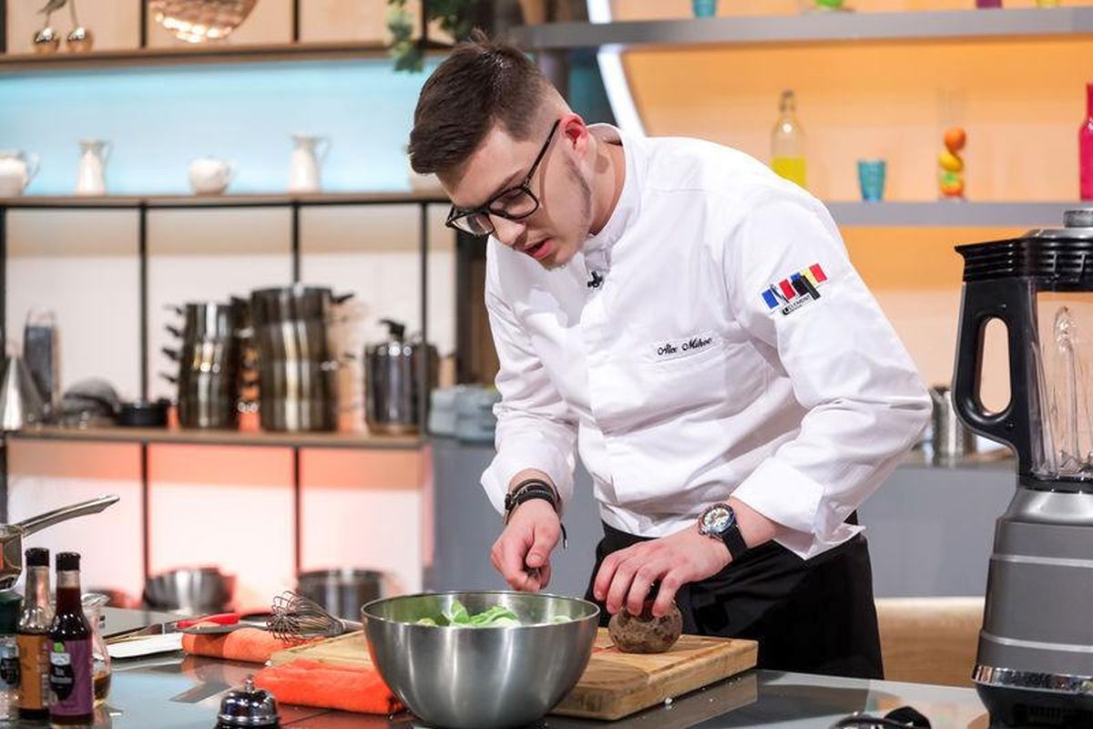 Bucătarul de numai 18 ani care la numai 14 ani gătea pentru Kylian Mbappe și Karim Benzema l-a făcut pe Cătălin Scărlătescu să îi dea „Cuțitul de Aur”: „Mi-au plăcut culorile”