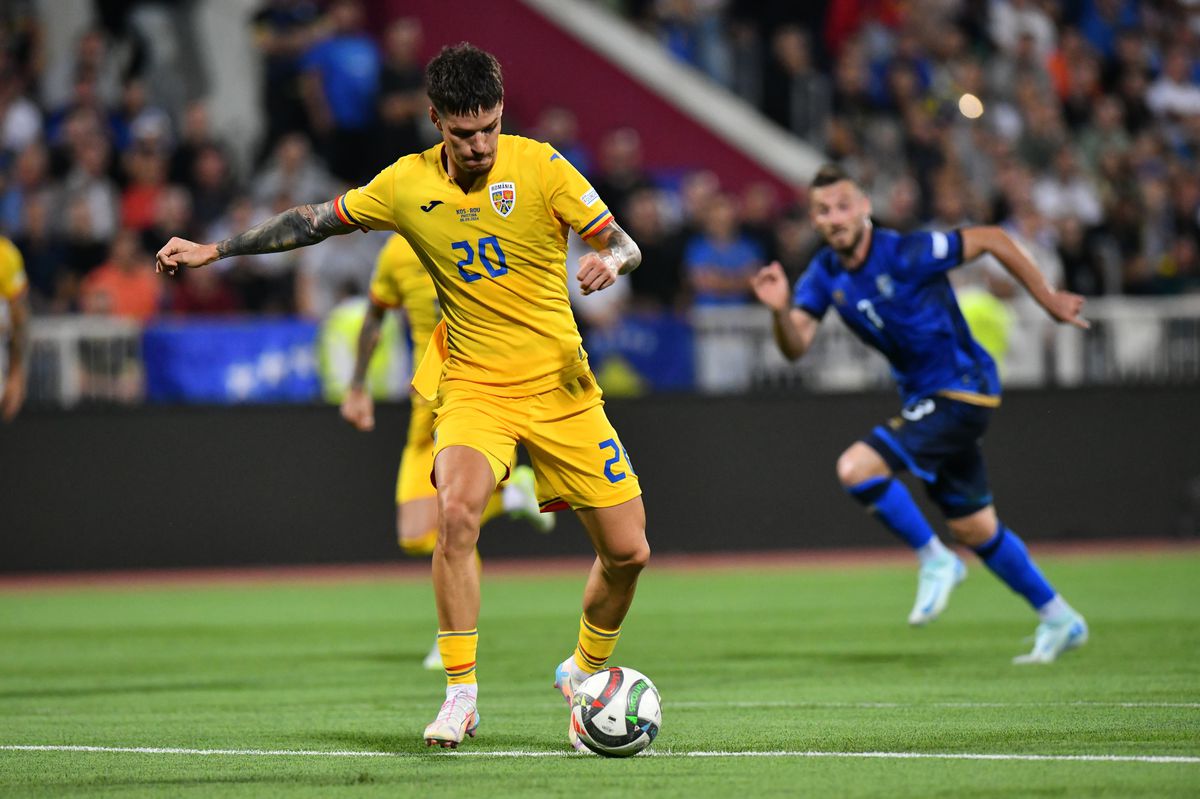 Scenografia agresivă afișată de ultrașii din Kosovo, în startul meciului cu România: „Atenție!”