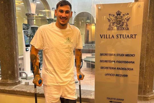Jovan Markovic, în cârje, după intervenți suferită la Roma