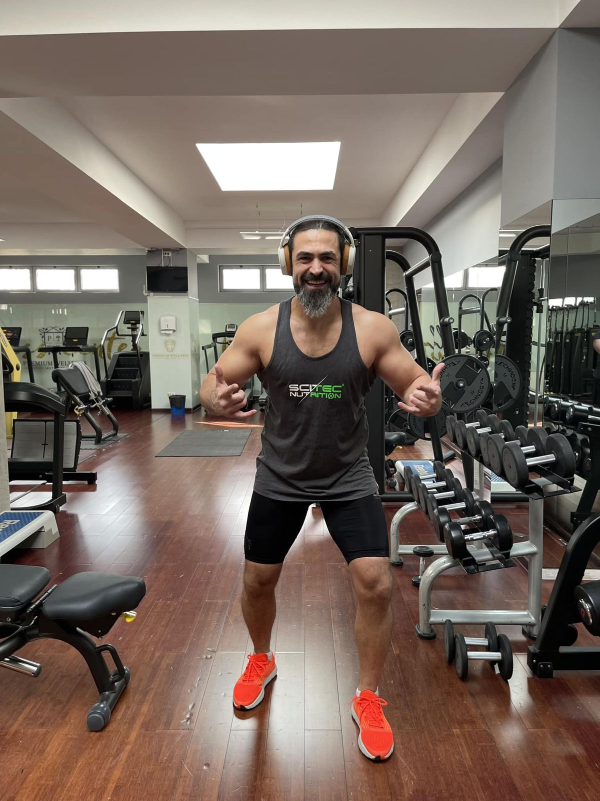 Antrenor cu 20 de ani de experiență în fitness: „90% dintre influencerii de health nu sunt curați!” + Care e „cel mai puternic aliment”