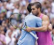 Djokovic l-a îmbrățișat pe Alcaraz după semifinala de la US Open/ foto: Imago Images