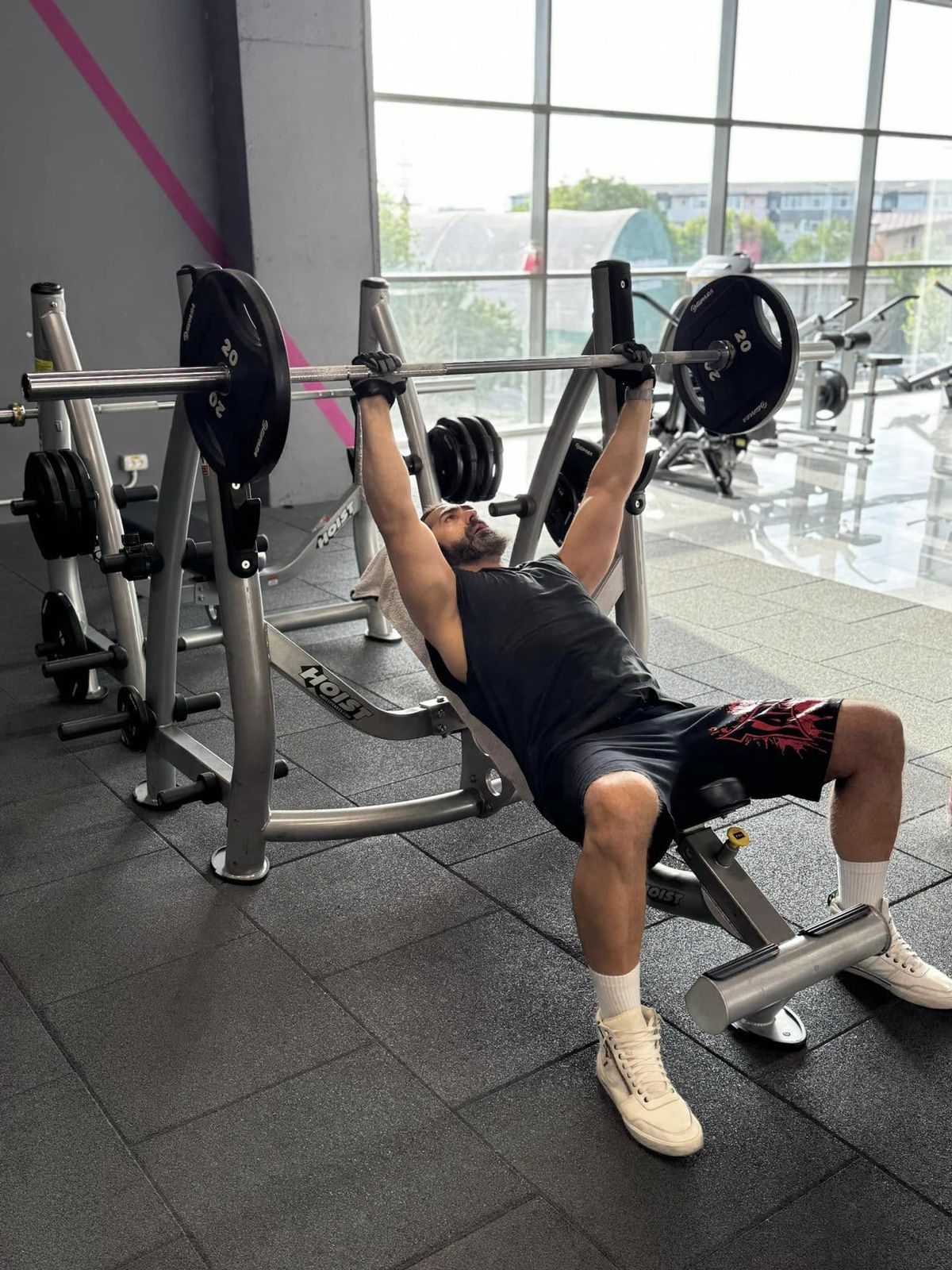 Antrenor cu 20 de ani de experiență în fitness: „90% dintre influencerii de health nu sunt curați!” + Care e „cel mai puternic aliment”