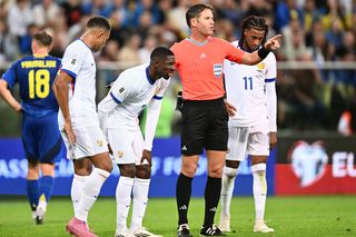 Conducerea lui PSG sare la gâtul lui Deschamps, după ce a pățit Ousmane Dembele: „Nebunie completă!”