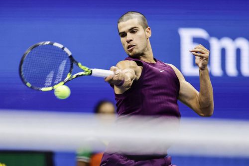 Carlos Alcaraz s-a calificat la pas în finală, în fața lui Novak Djokovic, dar șochează