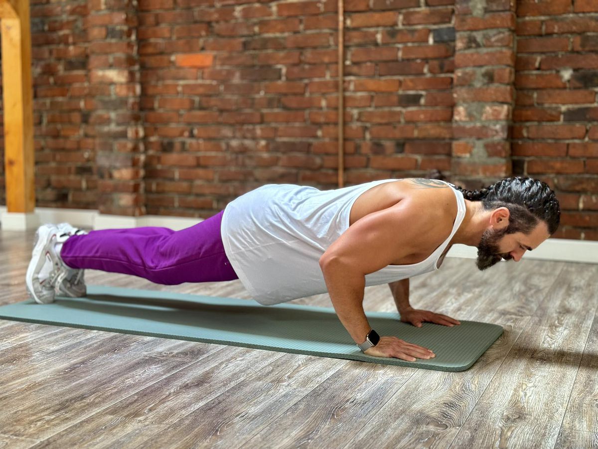 Antrenor cu 20 de ani de experiență în fitness: „90% dintre influencerii de health nu sunt curați!” + Care e „cel mai puternic aliment”