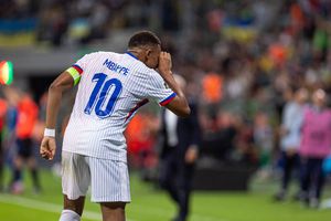 Kylian Mbappe l-a egalat pe Thierry Henry în topul golgheterilor Franței: „Este o nebunie, dar îmi place!”
