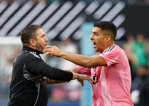 Și-a cerut scuze, însă nu a fost cruțat! » Sancțiunea primită de Luis Suarez după ce a scuipat un adversar