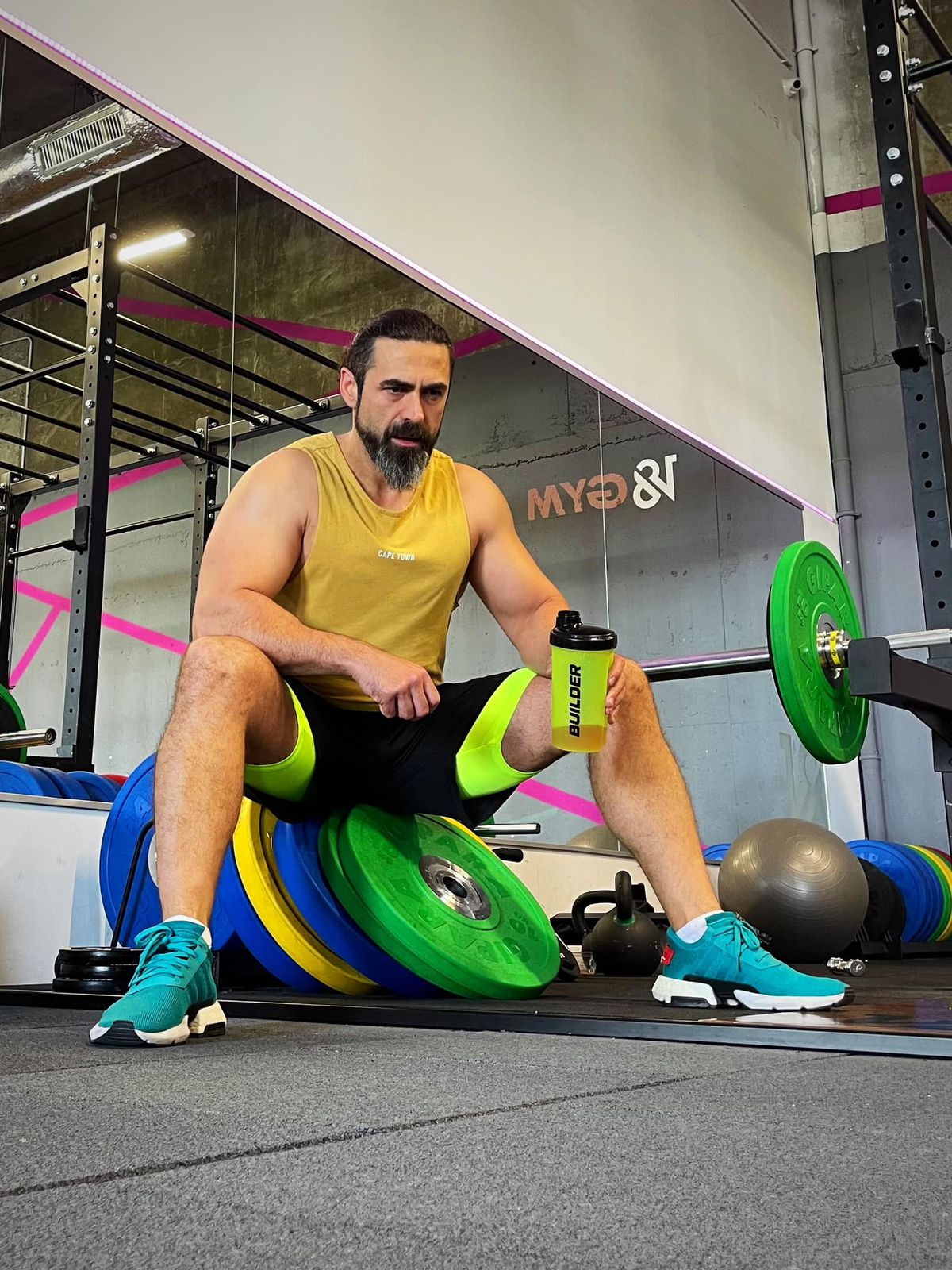 Antrenor cu 20 de ani de experiență în fitness: „90% dintre influencerii de health nu sunt curați!” + Care e „cel mai puternic aliment”