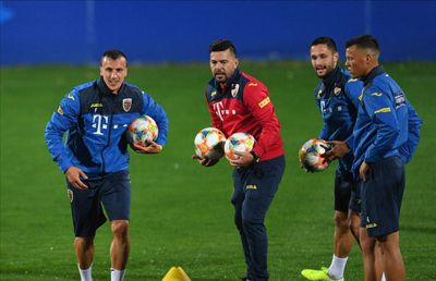 FEROE - ROMÂNIA // FOTO+VIDEO / Probleme pentru Cosmin Contra » Romario Benzar ar putea lipsi din „dubla” cu Insulele Feroe și Norvegia