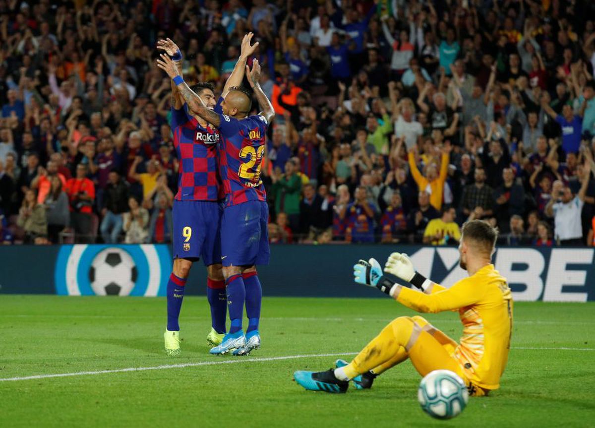 BARCELONA - SEVILLA 4-0 // FOTO+VIDEO Spectacol deosebit pe Camp Nou, cu Suarez și Messi protagoniști