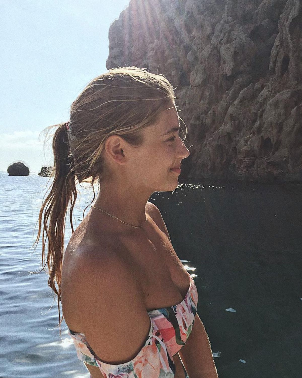 FOTO Aleix Garcia vine în România cu o bombă sexy » Fostul jucător al lui Manchester City se iubește cu o moldoveancă!