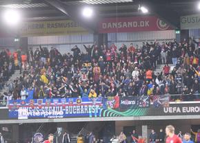 „Rușine, rușine, rușine să vă fie!” » Suporterii FCSB-ului n-au mai suportat umilința din Danemarca