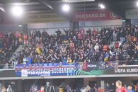 „Rușine, rușine, rușine să vă fie!” » Suporterii FCSB-ului n-au mai suportat umilința din Danemarca