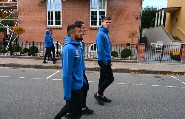 Ce i-a impresionat pe cei de la FCSB în Silkeborg: „Când stai tu vreodată în România cu casă fără gard și fără perdele la geam?!”