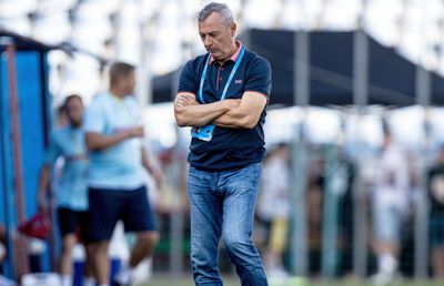 Rednic continuă conflictul cu presa: „Ei sunt cei care agită suporterii!” » Scenariul incredibil înaintat de antrenor