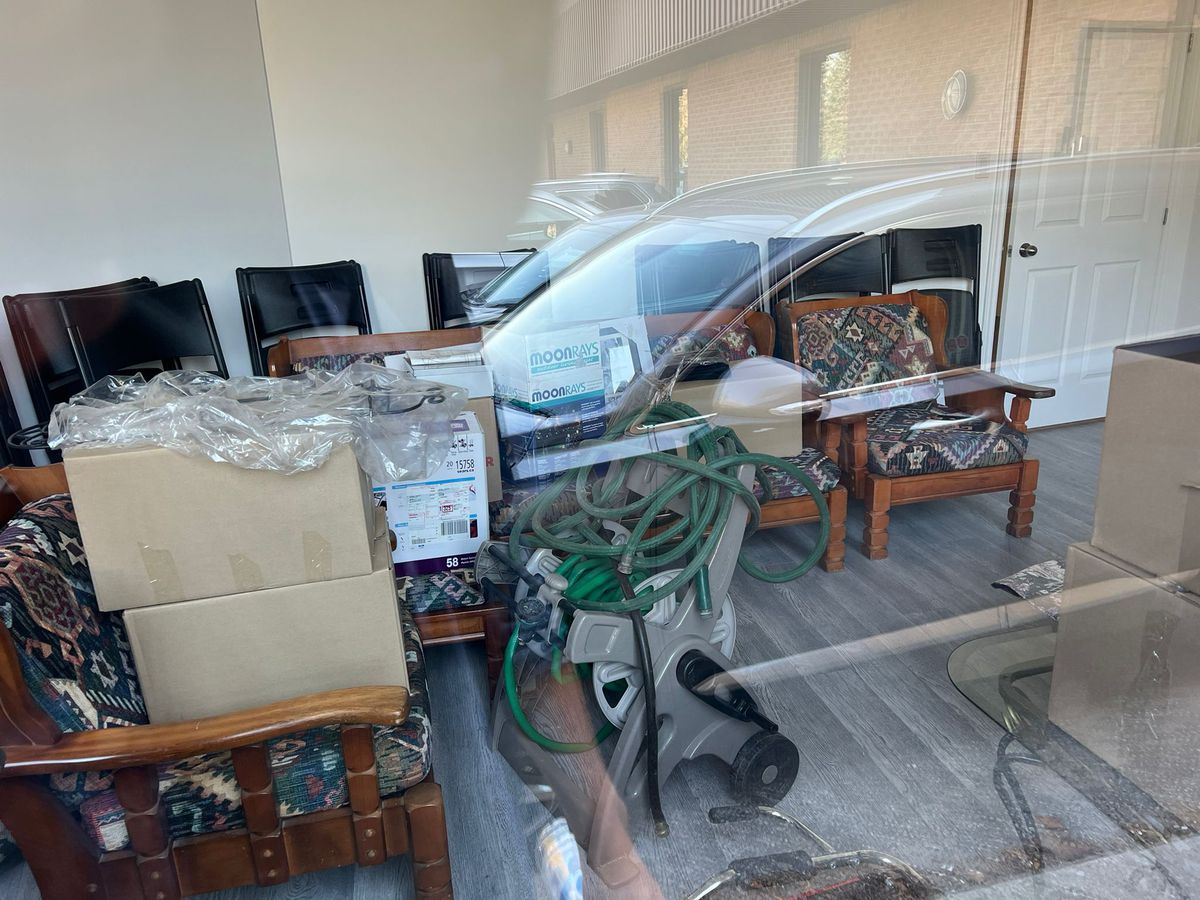 Cine a produs suplimentul contaminat pe care Mouratoglou i l-a oferit lui Halep: firma e într-un mic depozit, iar fabrica nu există!