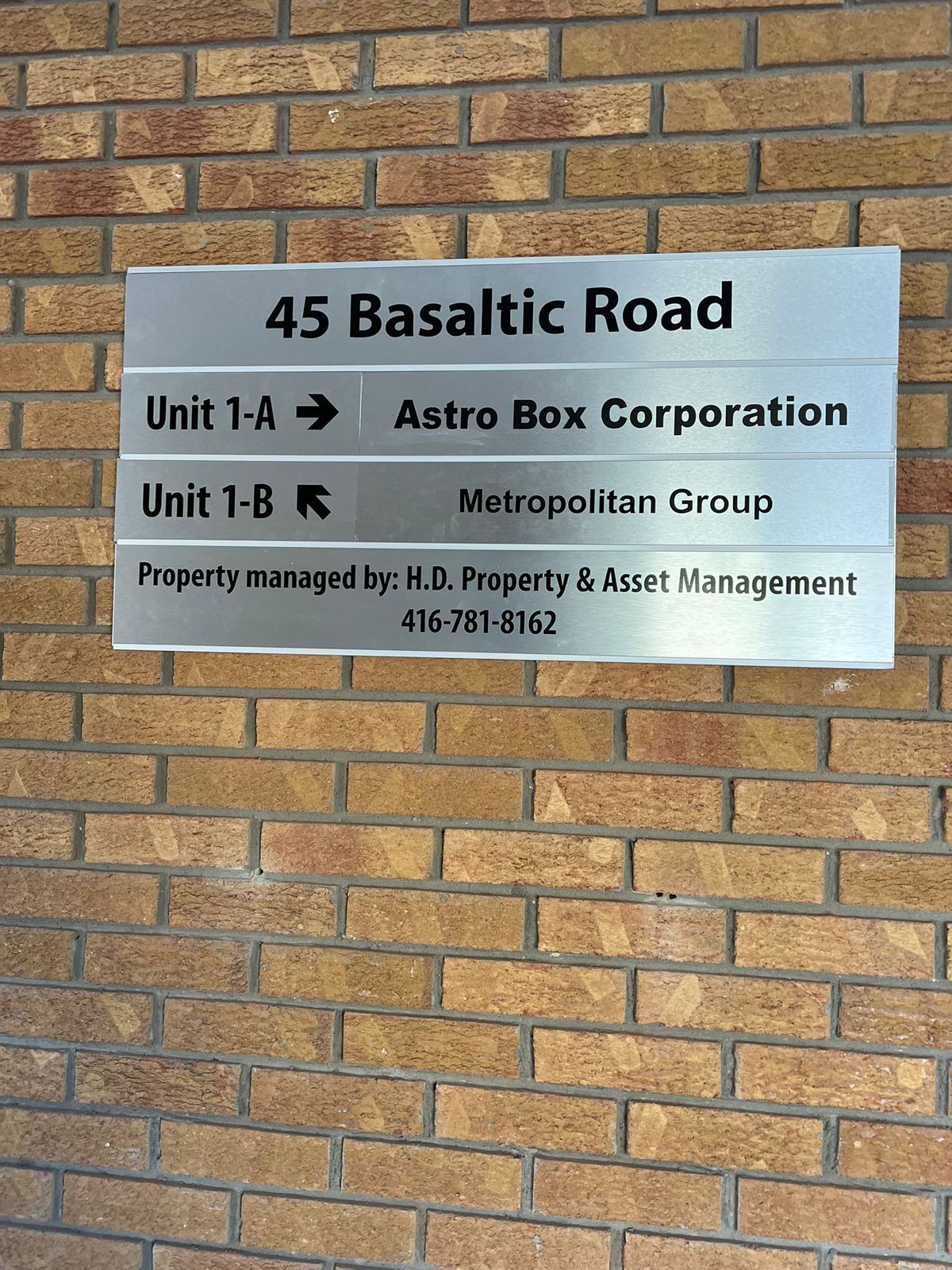 Cine a produs suplimentul contaminat pe care Mouratoglou i l-a oferit lui Halep: firma e într-un mic depozit, iar fabrica nu există!