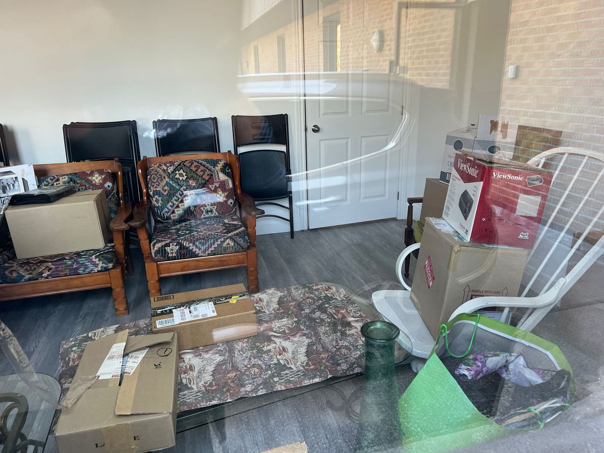 Cine a produs suplimentul contaminat pe care Mouratoglou i l-a oferit lui Halep: firma e într-un mic depozit, iar fabrica nu există!