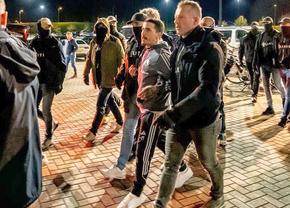 Un jucător al Legiei a fost eliberat, dar celălalt a rămas în custodia poliției după ce a depus mărturie