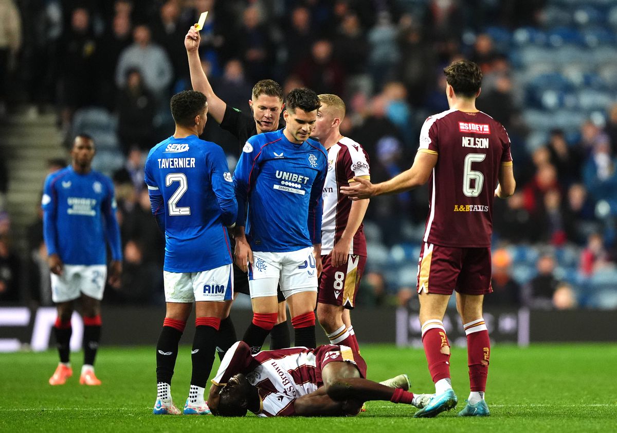 „Asta e cenzură!” » Gigi Becali a intervenit peste moderatorul TV: „Nu mai dați imaginile astea! M-am cutremurat”