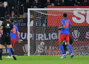 FCSB - Gloria Buzău, în etapa 12 din Superliga. Gol marcat de Tavi Popescu