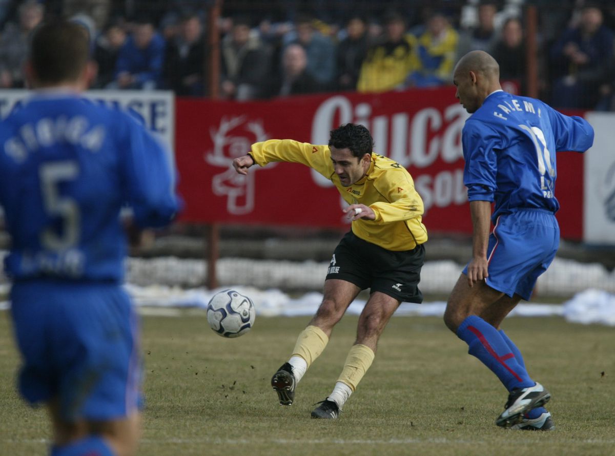 „Mai întâi a ieșit burta din avion. După, Jardel” » A înfruntat marele Inter la Brașov, a fost dorit de Dinamo sau Rapid și a trăit un episod halucinant: „Antrenorul a venit cu 3-4 plicuri în vestiar”