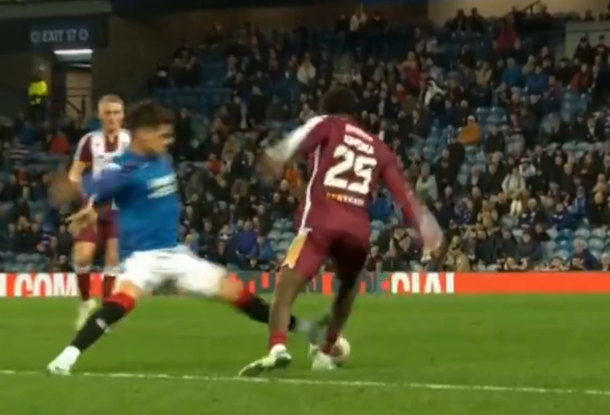 „Asta e cenzură!” » Gigi Becali a intervenit peste moderatorul TV: „Nu mai dați imaginile astea! M-am cutremurat”