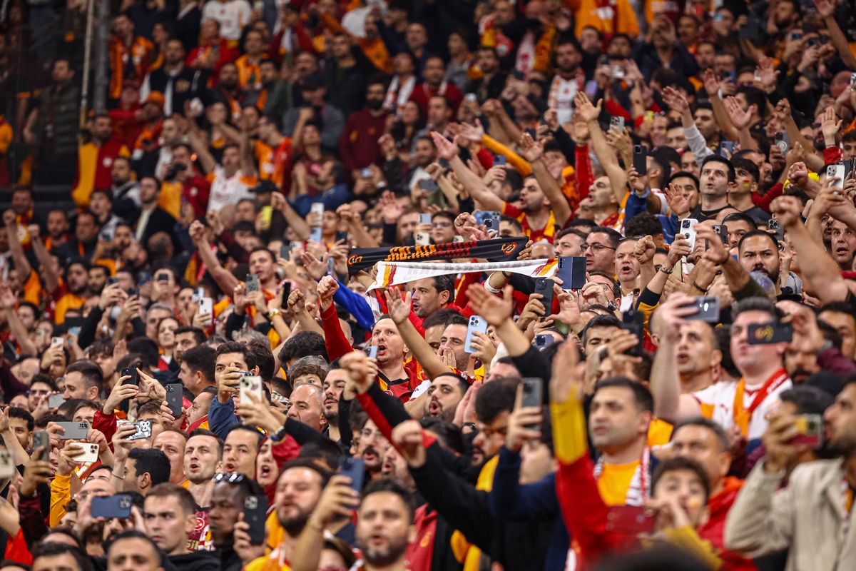 Ovidiu Ioanițoaia a numit stadionul cu cea mai frumoasă atmosferă din lume: „Am fost peste tot, ca aici nu există! Ai impresia că vin ienicerii și spahiii”