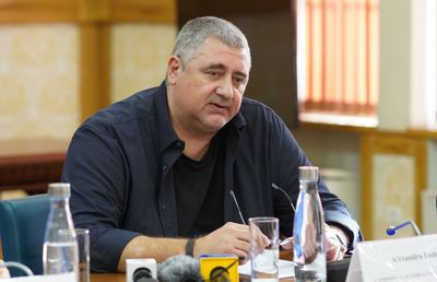 „Nu a fost vorba despre violență” » Reacția lui Alexandru Dedu și a protagoniștilor, după comunicatul FRH legat de scenele de la Vaslui: „A fost interpretat greșit”