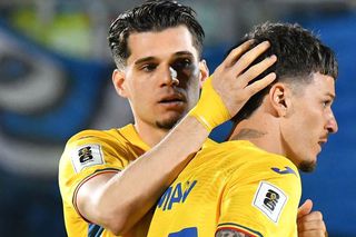 Toamna renașterii „tricolore”?! 8 motive de optimism în cel mai complicat moment al mandatului lui Mircea Lucescu: s-au întors „greii”!