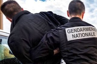 Fundașul de națională a fost atacat pe aeroport » De ce nu a depus plângere