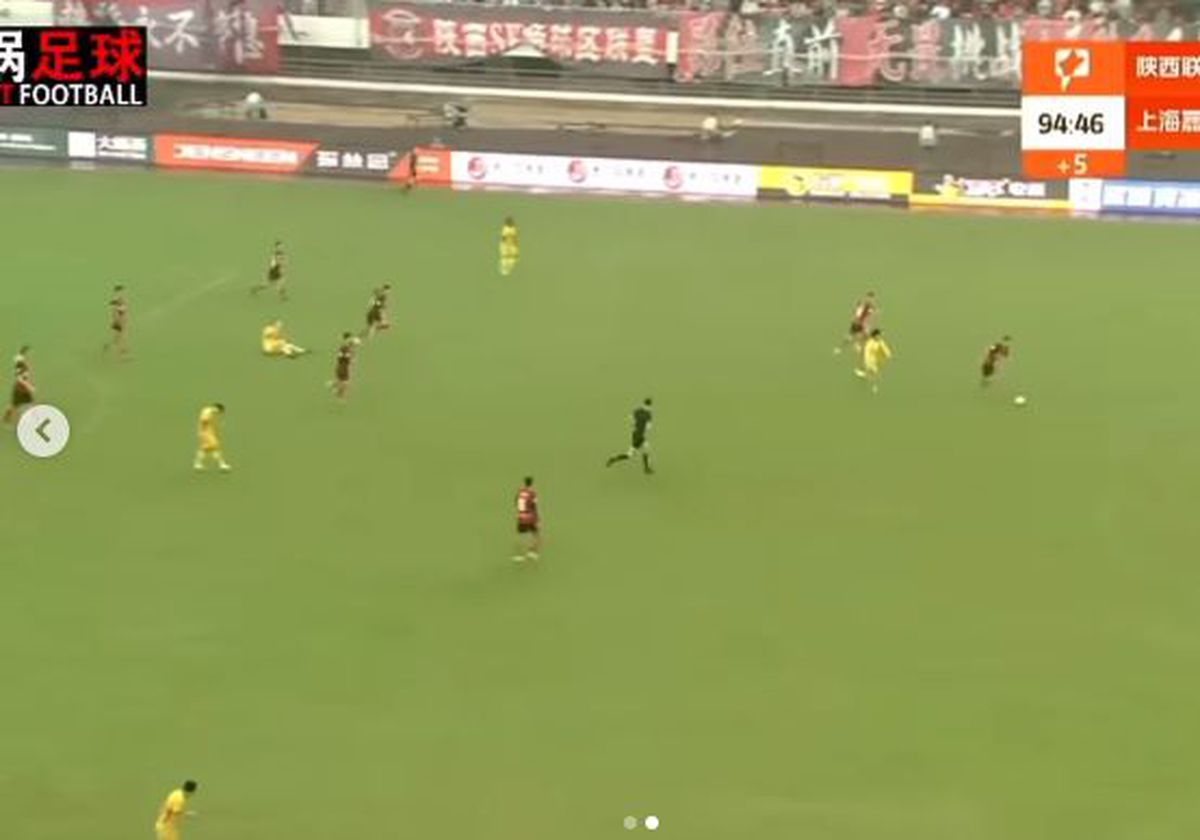 BOMBA lui Astrit Selmani! Ce „bijuterie”: GOL de la mijlocul terenului