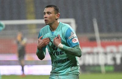 „Ai fost tragic!” » Costache a făcut praf arbitrajul și s-a luat de colegi: „Înseamnă că nu vrei nimic de la viață”