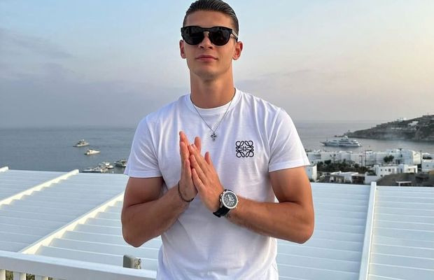 Internaționalul tricolor din Superliga care ar fi devenit pilot dacă nu se apuca de fotbal: „Visez să ajung în Premier League”