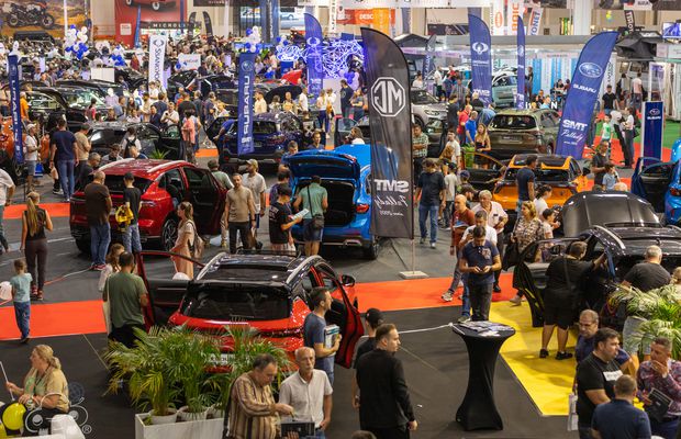 Adrenalină, tehnologie și super-mașini la SAB & Accesorii 2025!