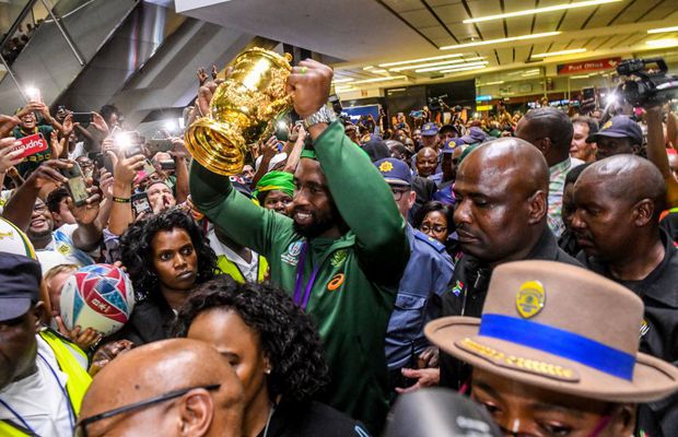 FOTO + VIDEO Africa de Sud, primită cu urale la întoarcerea acasă, după câștigarea Cupei Mondiale