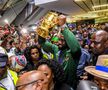 FOTO + VIDEO Africa de Sud, primită cu urale la întoarcerea acasă, după câștigarea Cupei Mondiale