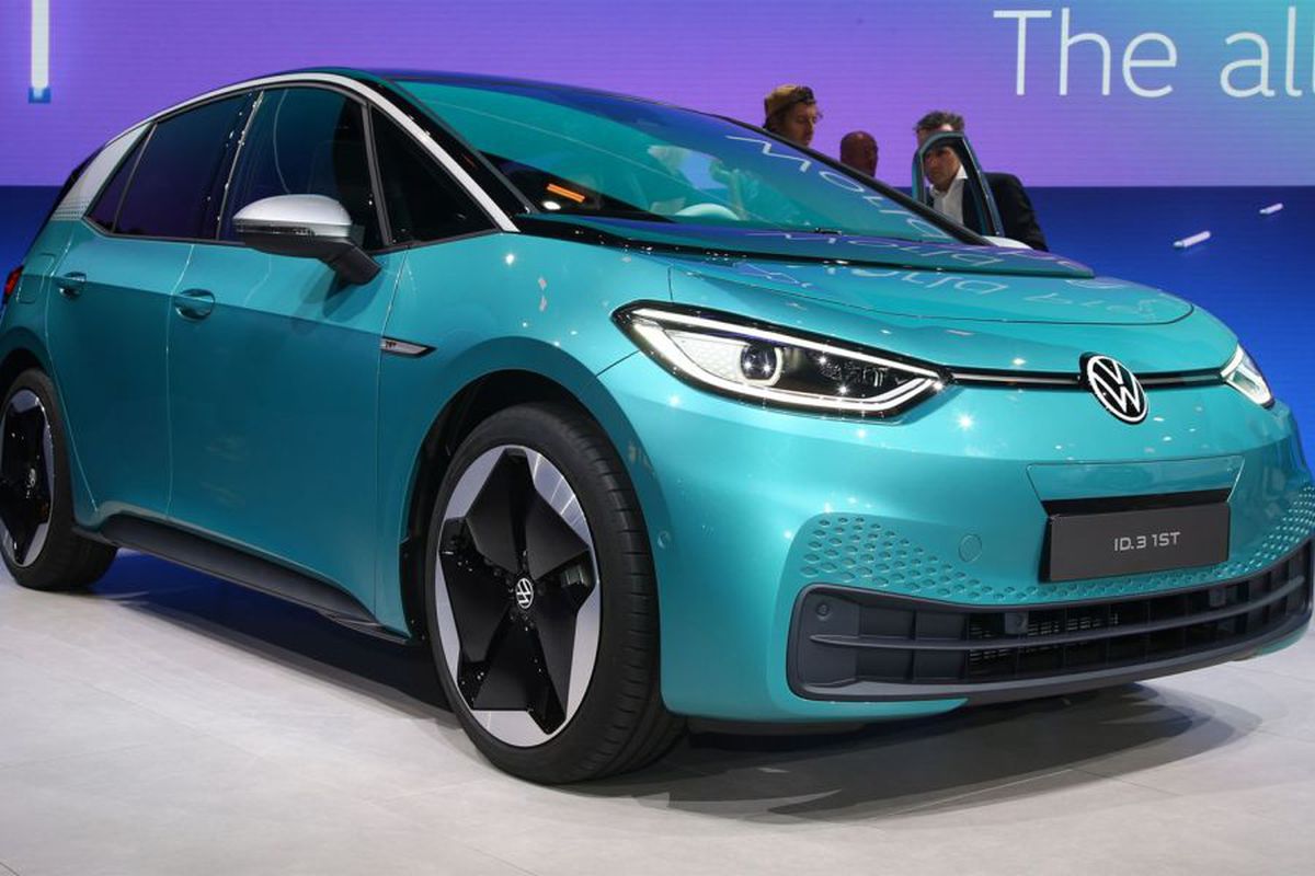 VIDEO&FOTO Volkswagen pornește asaltul pe piața mașinilor electrice: modelul pe care îl vrea accesibil pentru milioane de clienți!