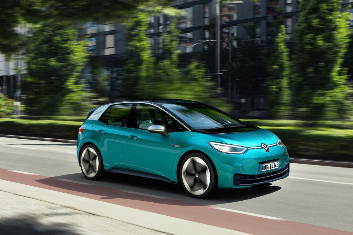 VIDEO&FOTO Volkswagen pornește asaltul pe piața mașinilor electrice: modelul pe care îl vrea accesibil pentru milioane de clienți!