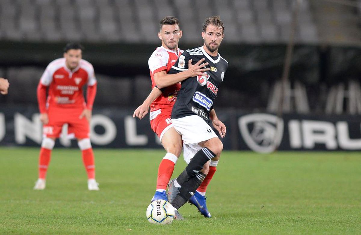 LIGA 2 // FOTO U Cluj, remiză pe final cu UTA! FC Argeș a revenit de la 0-2 cu Reșița și a câștigat spectaculos