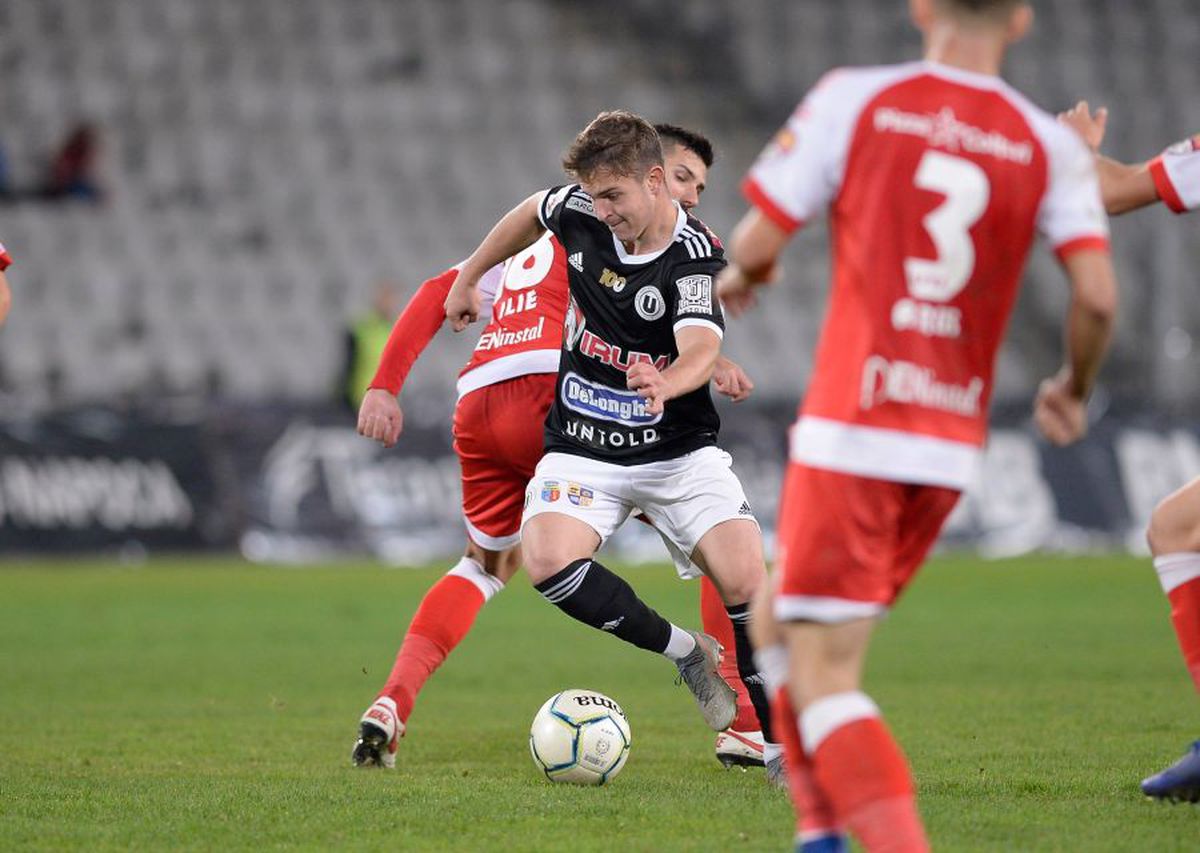 LIGA 2 // FOTO U Cluj, remiză pe final cu UTA! FC Argeș a revenit de la 0-2 cu Reșița și a câștigat spectaculos