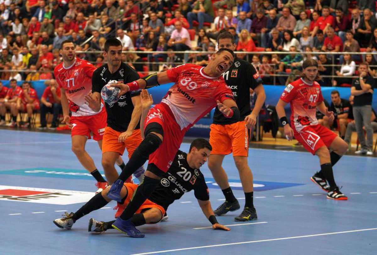 Dinamo - Kadetten Schaffhausen 27-26 // FOTO + VIDEO Victorie importantă pentru „dulăi”, după o repriză secundă electrizantă