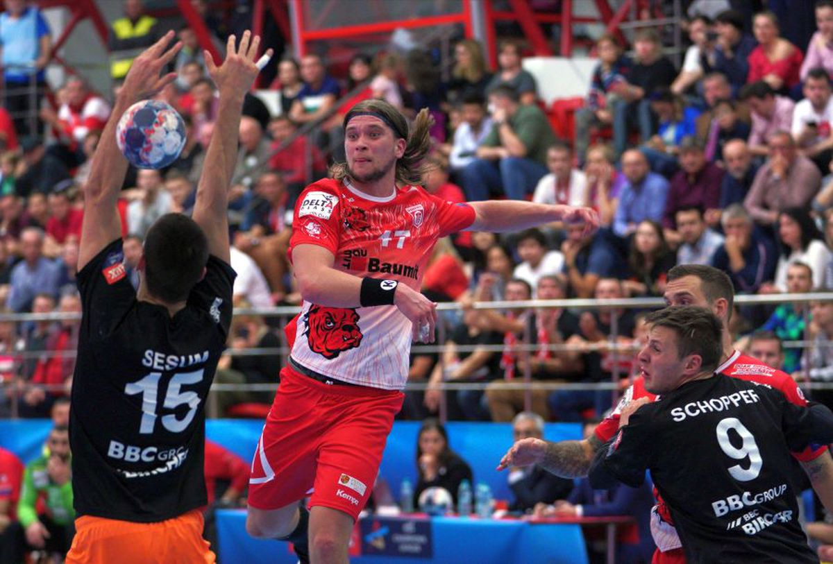 Dinamo - Kadetten Schaffhausen 27-26 // FOTO + VIDEO Victorie importantă pentru „dulăi”, după o repriză secundă electrizantă