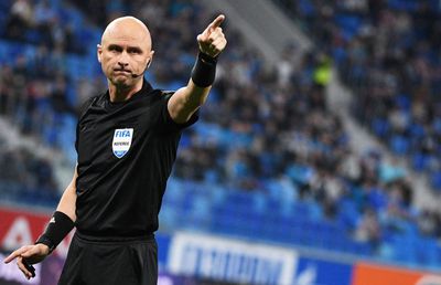 S-a aflat brigada de arbitri de la România - Islanda » „Tricolorii” au bilanț pozitiv cu „centralul”