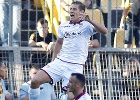 Rednic îi pregătește surpriza lui Petrescu » Un nou venit, gata să fie titular în Dinamo – CFR