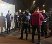 Tensiuni la porți înainte de FCSB - Rapid » Suporterii giuleșteni au acuzat noul mod în care jandarmii îi legitimează: „Ne-au dezbrăcat în cort, cu buletinul lângă noi”
